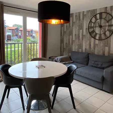 Lenoka La Teste-de-Buch